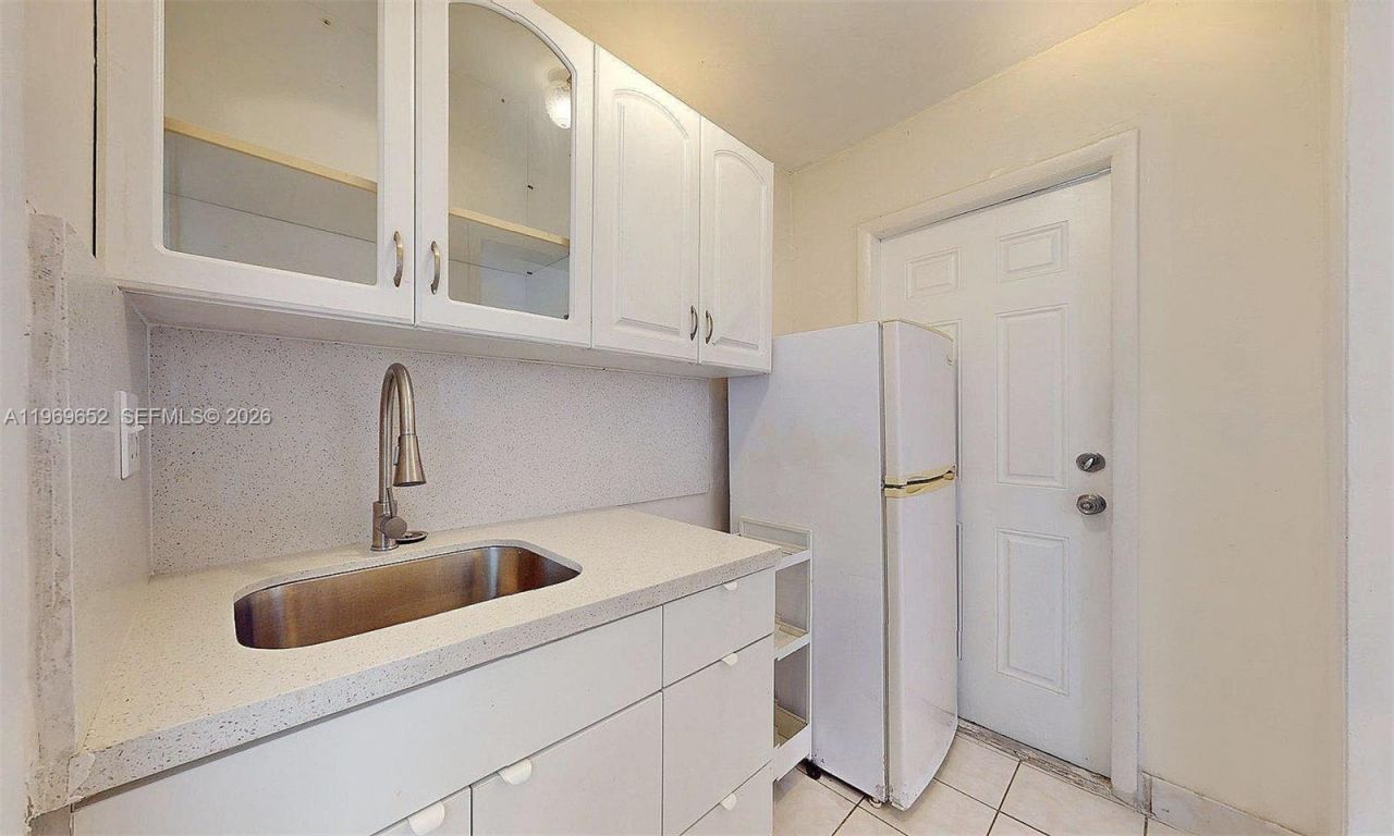 1611 SW 21st St, Miami, FL 33145 Photo