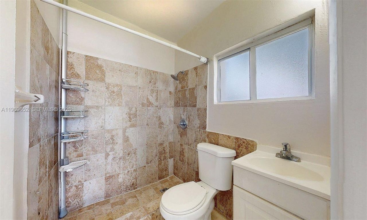 1611 SW 21st St, Miami, FL 33145 Photo