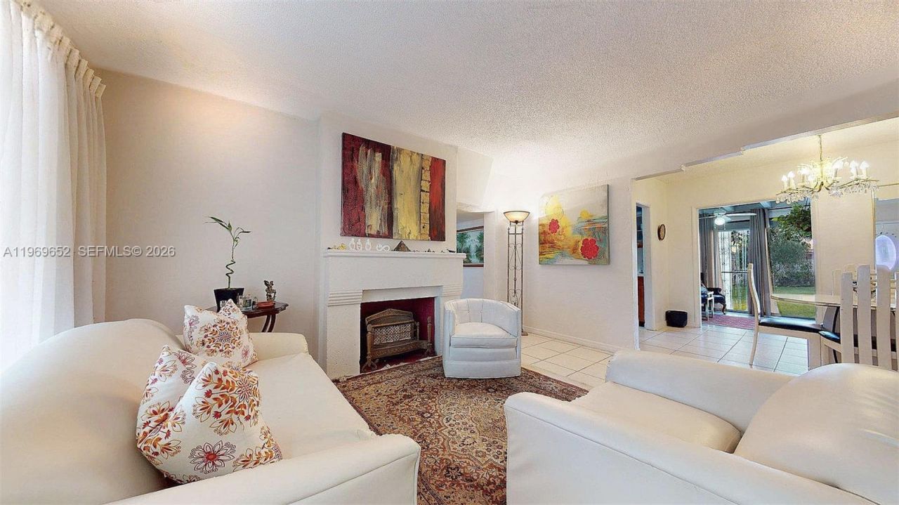 1611 SW 21st St, Miami, FL 33145 Photo