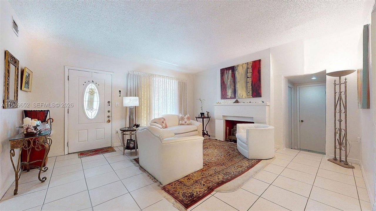 1611 SW 21st St, Miami, FL 33145 Photo