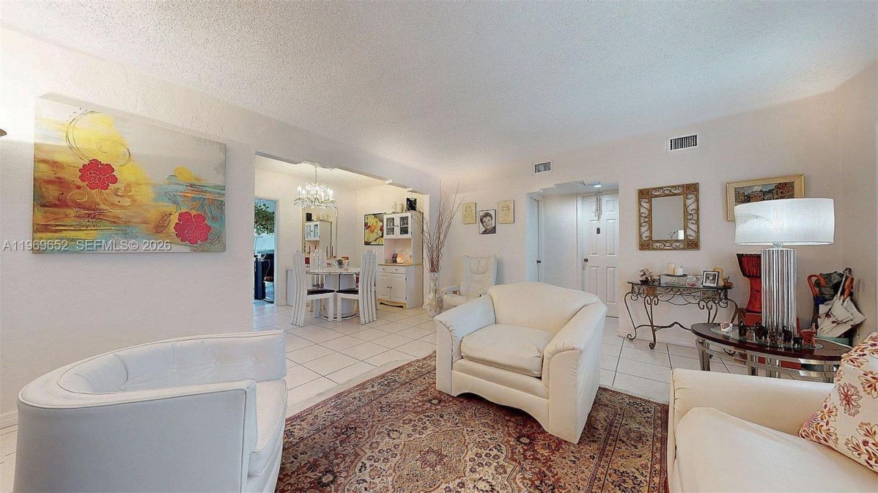 1611 SW 21st St, Miami, FL 33145 Photo