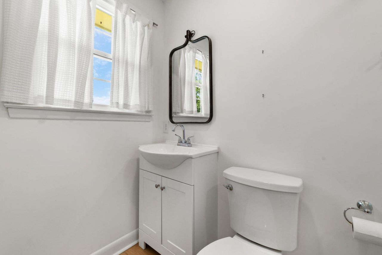 2018 Griffith Drive Photo 10