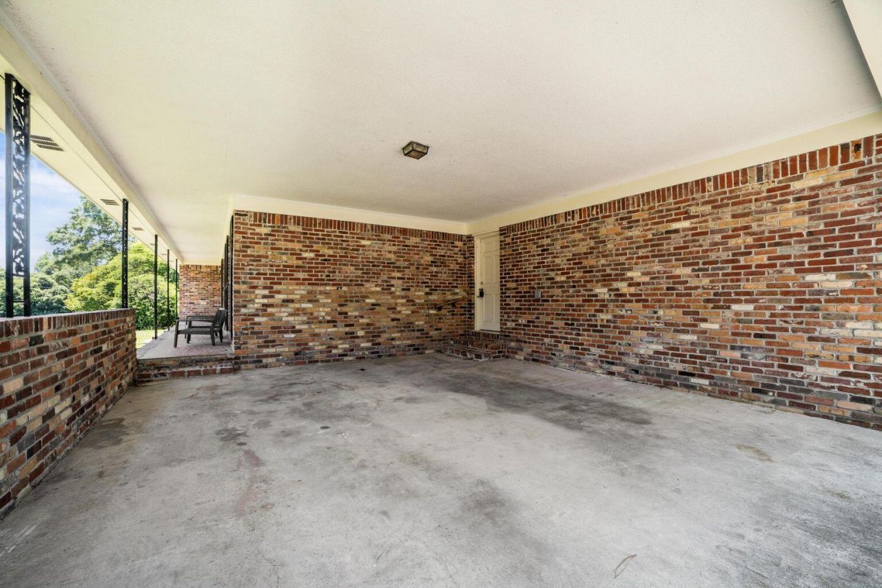 2018 Griffith Drive Photo 21