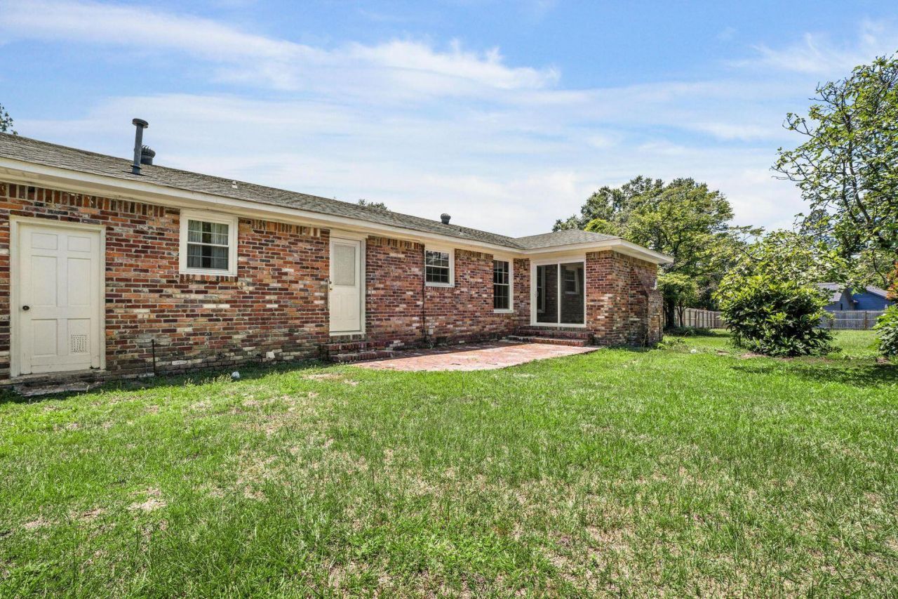 2018 Griffith Drive Photo 22