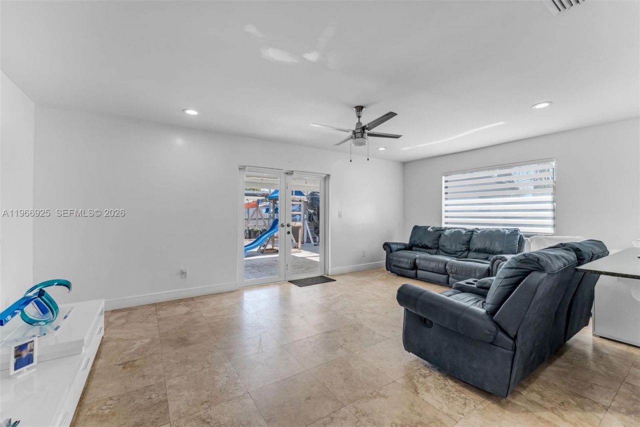 25435 SW 127th Ct , Homestead, FL 33032 Photo