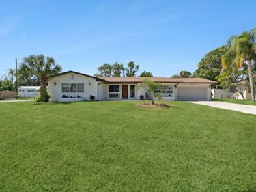 2335 TROPICAL SHORES DRIVE SE, ST PETERSBURG, FL 33705