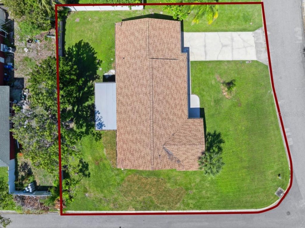 2335 Tropical Shores Drive Se, Saint Petersburg, FL 33705 Photo