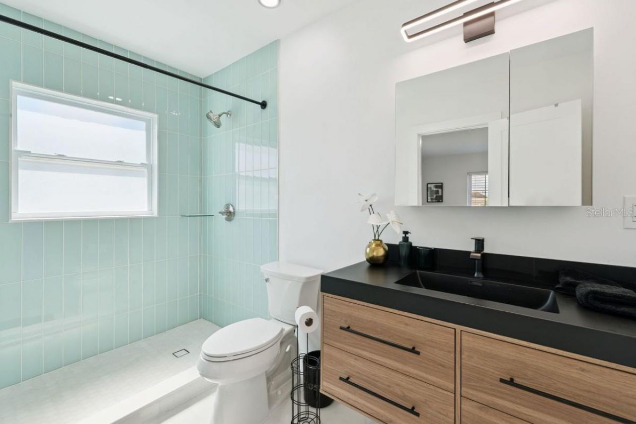 2335 Tropical Shores Drive Se, Saint Petersburg, FL 33705 Photo