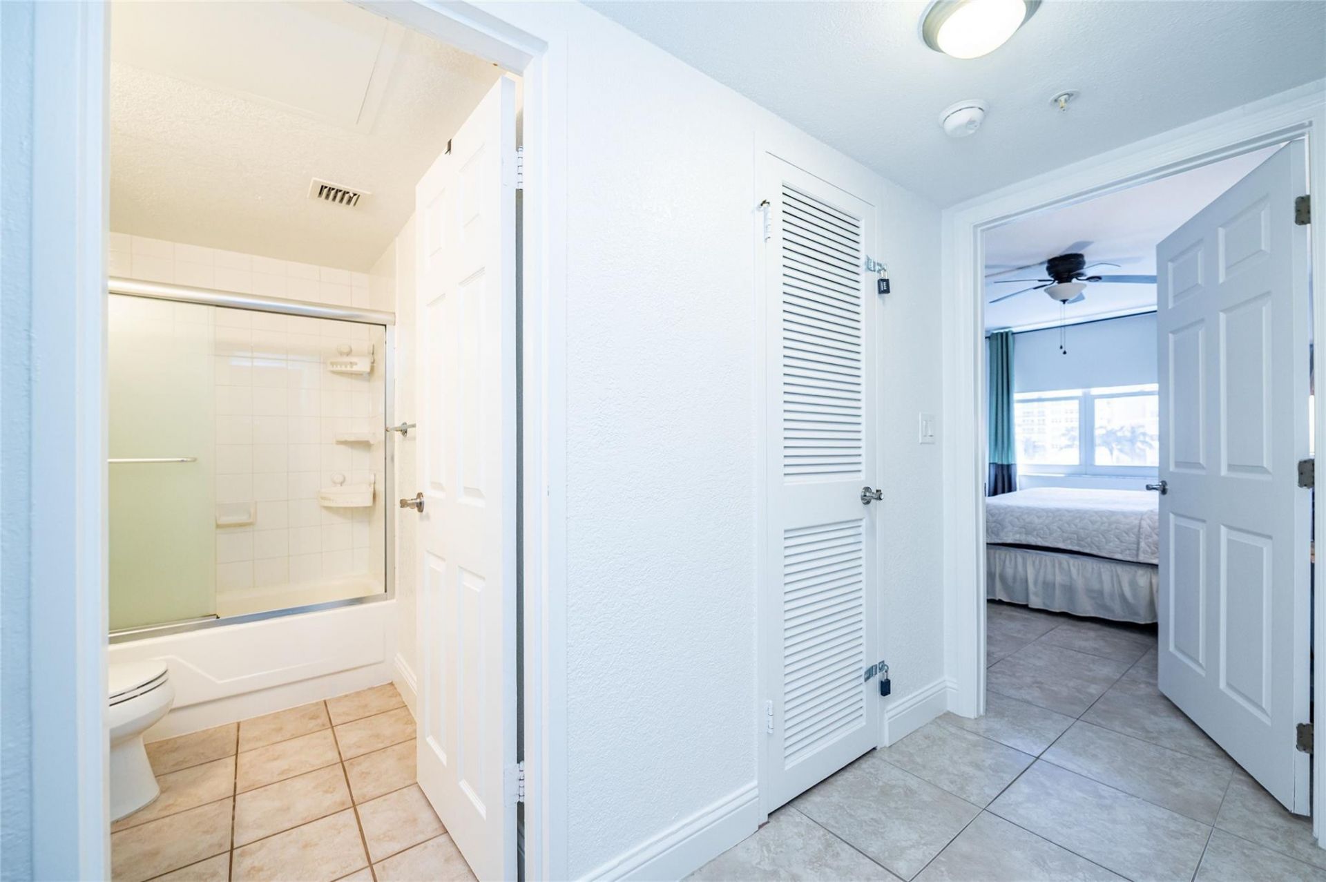 2501 S Ocean Drive, Unit 517, Hollywood, FL 33019 Photo