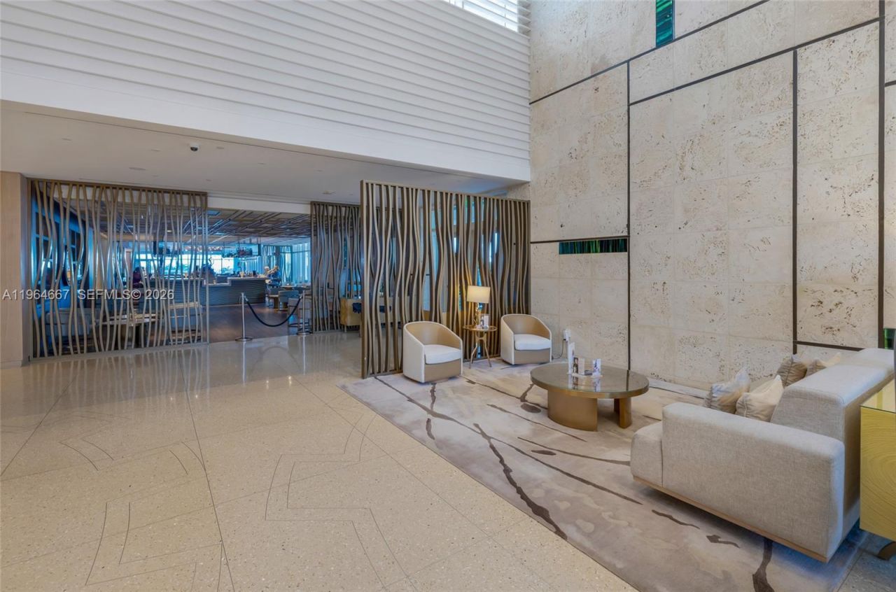 6801 Collins Ave, Unit PH11 / Dee, Miami Beach, FL 33141 Photo