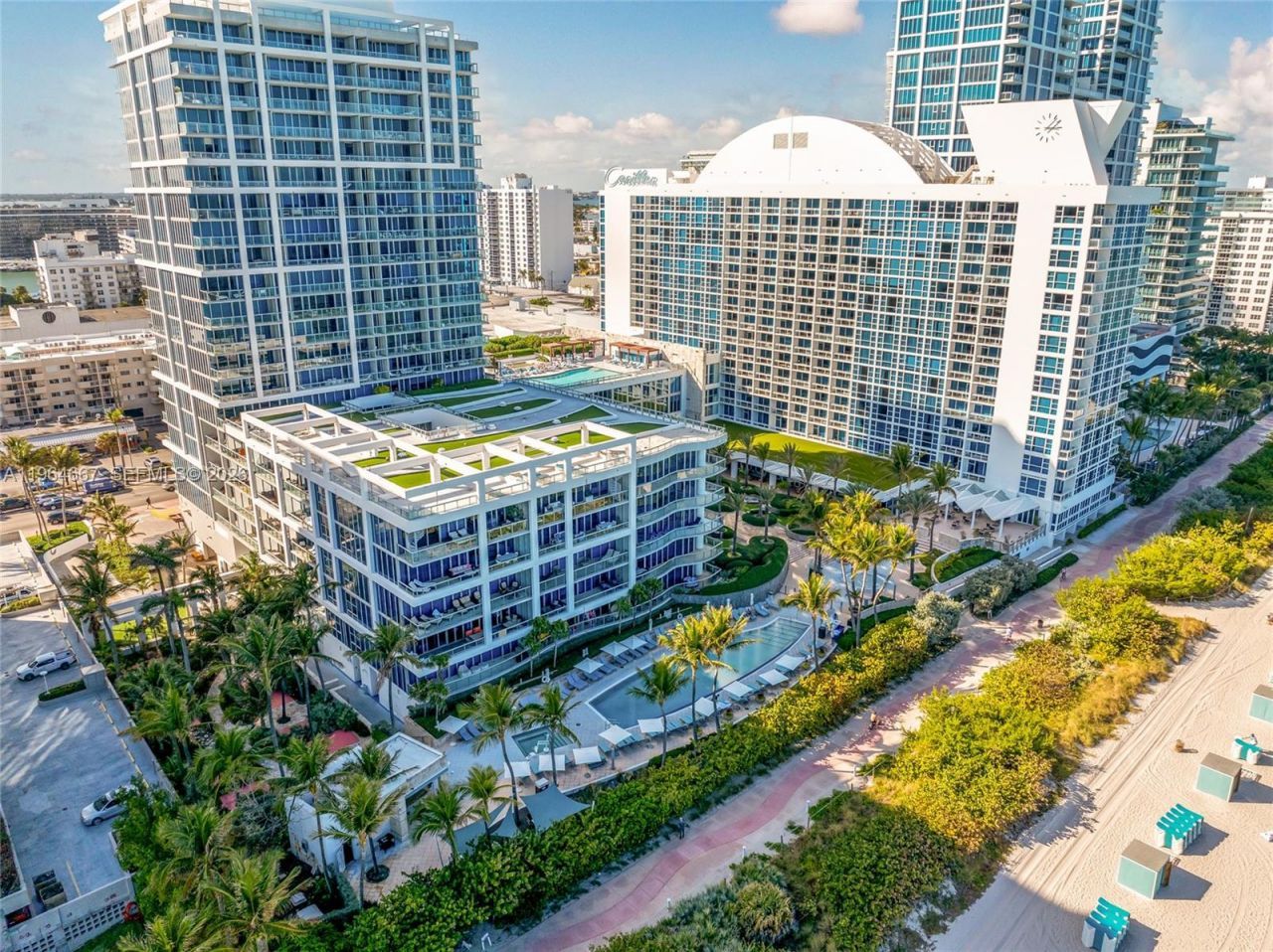 6801 Collins Ave, Unit PH11 / Dee, Miami Beach, FL 33141 Photo