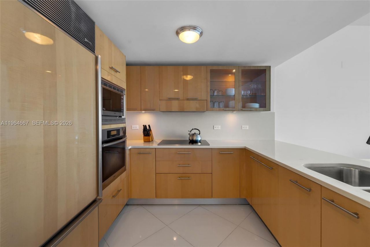 6801 Collins Ave, Unit PH11 / Dee, Miami Beach, FL 33141 Photo