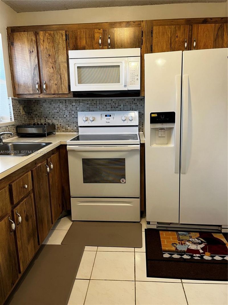 10444 NW 30th Ct, Unit 105, Sunrise, FL 33322 Photo