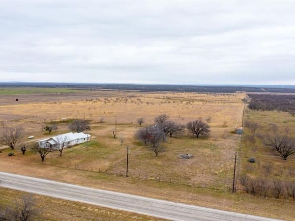 1240 FM 2312, Moran, TX 76464