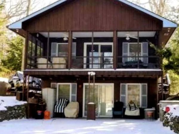 39 Island Drive, Copake, NY 12516