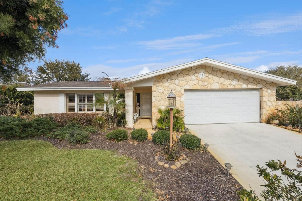 3000 Royal Oak Drive, Titusville, FL 32780 Main Photo
