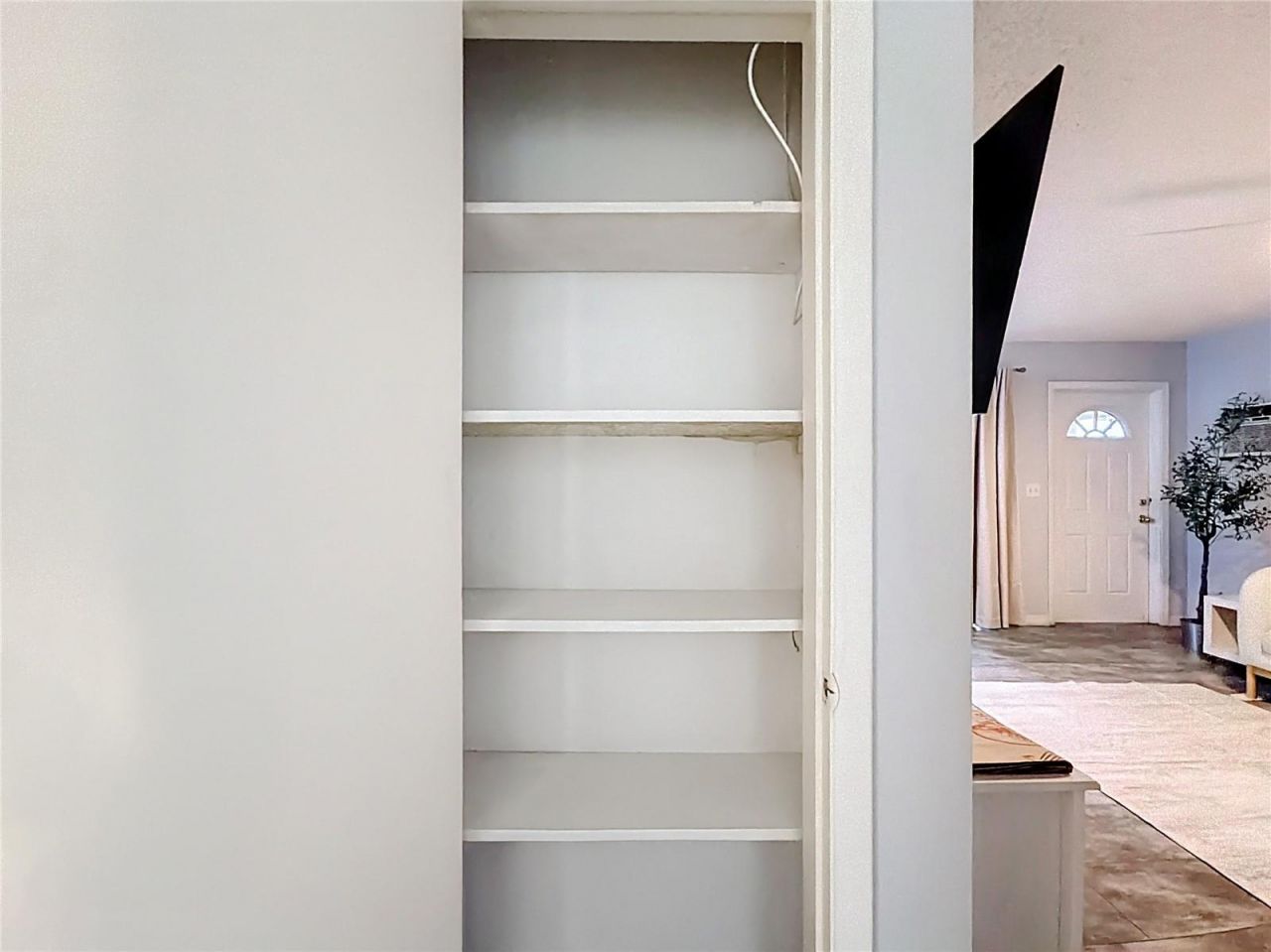 5396 4th Street N, Unit 105, Saint Petersburg, FL 33703 Photo