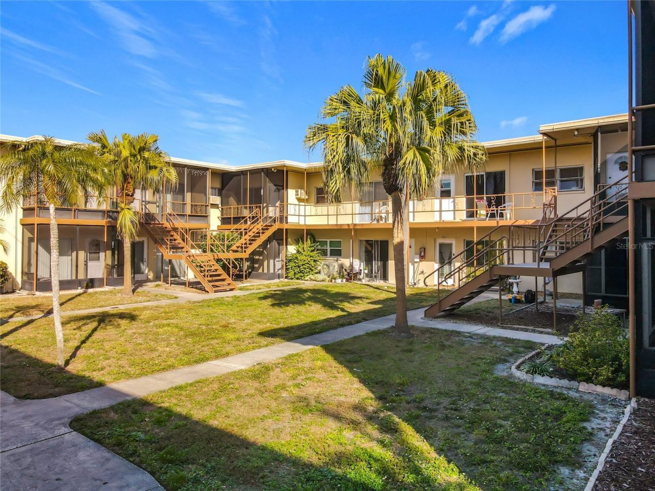 5396 4th Street N, Unit 105, Saint Petersburg, FL 33703 Photo