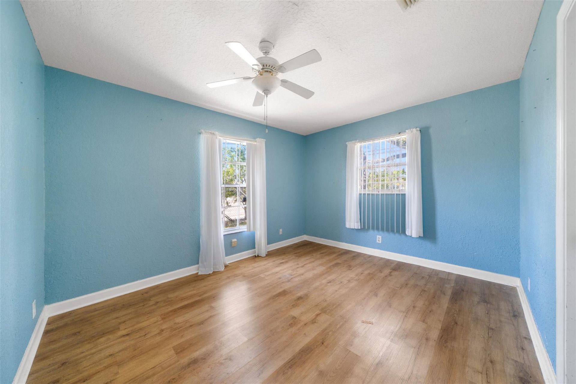 3095 NW 8th Street, Fort Lauderdale, FL 33311 Photo