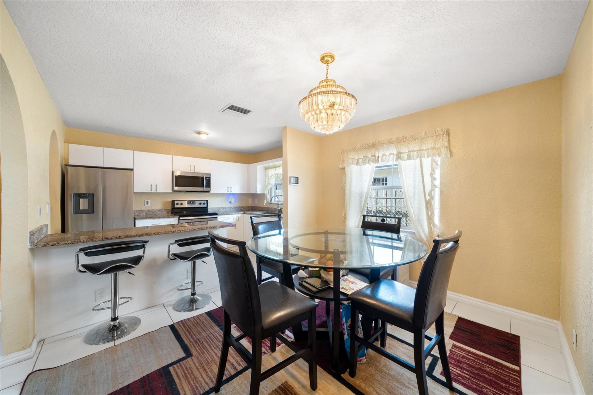 3095 NW 8th Street, Fort Lauderdale, FL 33311 Photo