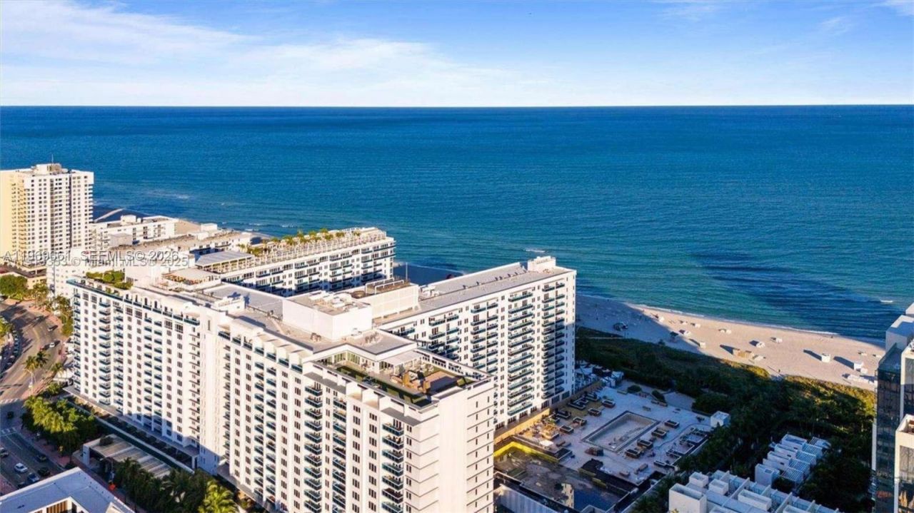 2301 Collins Ave, Unit 423, Miami, FL 33139 Photo