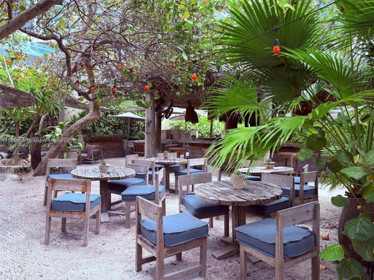 2301 Collins Ave, Unit 423, Miami, FL 33139 Photo