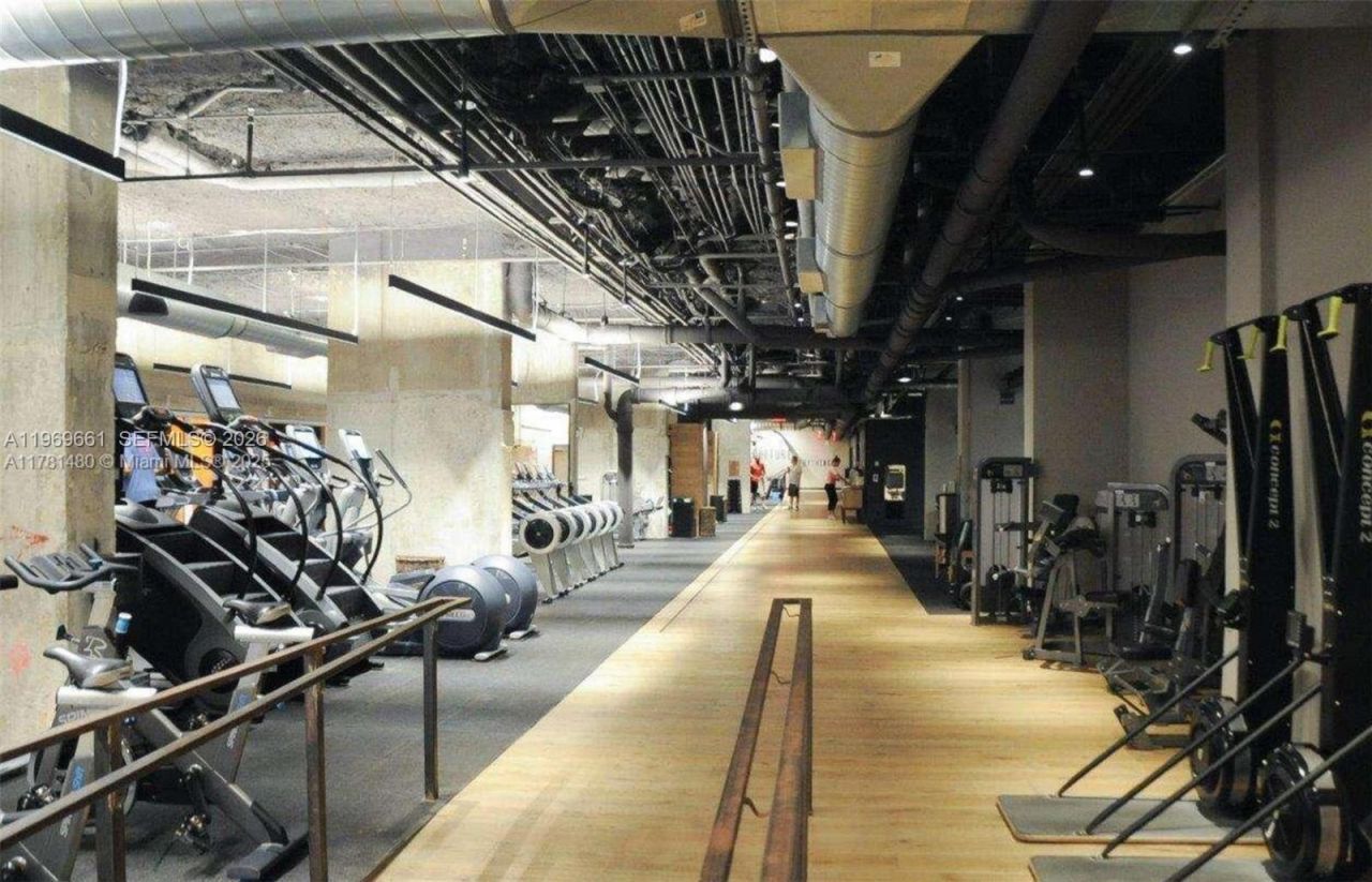 2301 Collins Ave, Unit 423, Miami, FL 33139 Photo