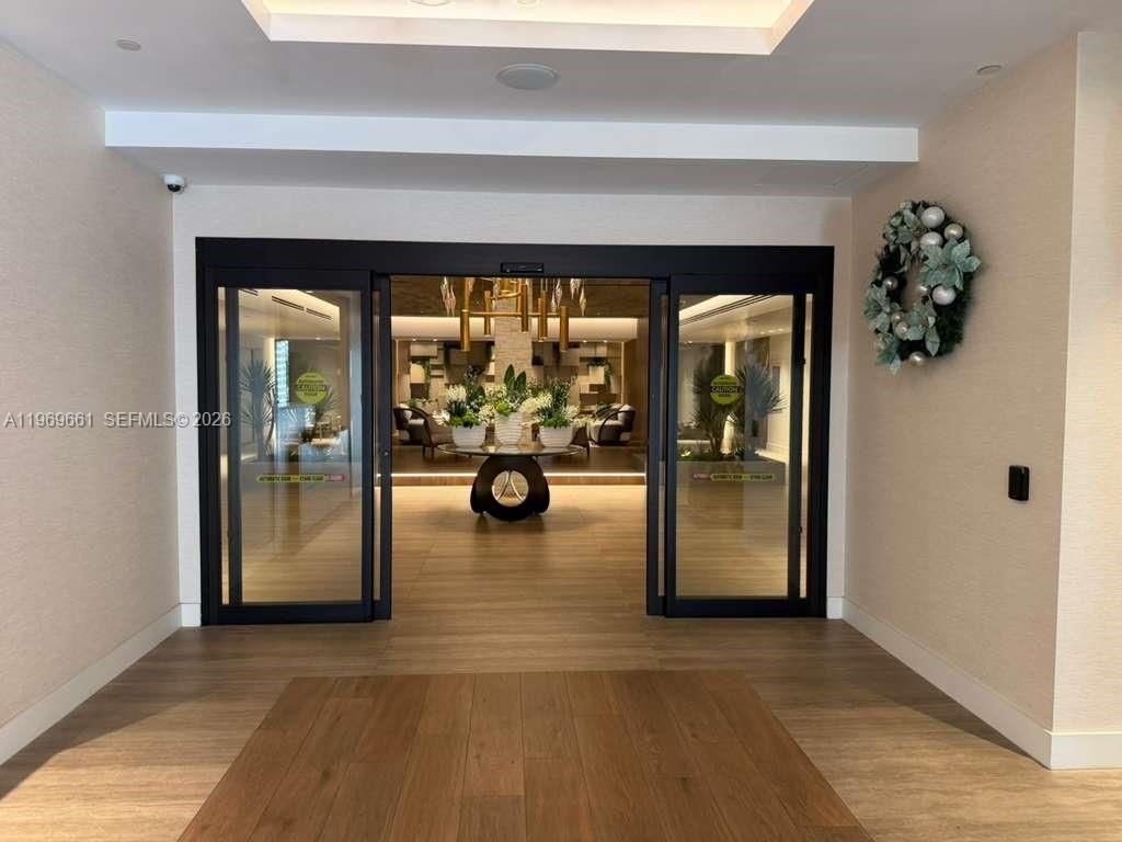 2301 Collins Ave, Unit 423, Miami, FL 33139 Photo