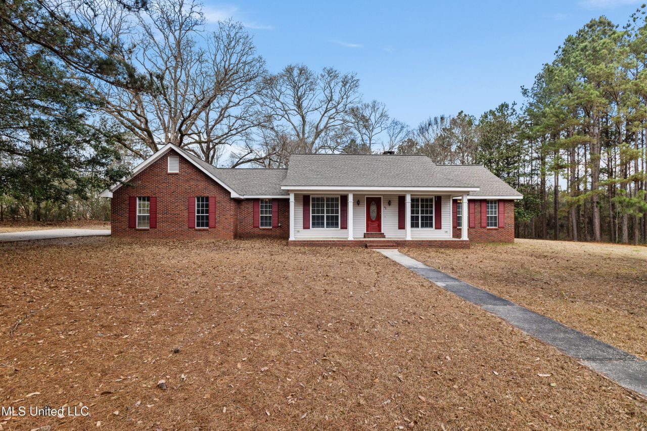 42 Asa Miley Road, Hattiesburg, MS 39401 Main Photo