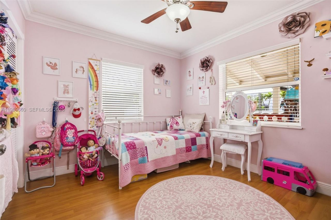 5851 SW 15th St, West Miami, FL 33144 Photo