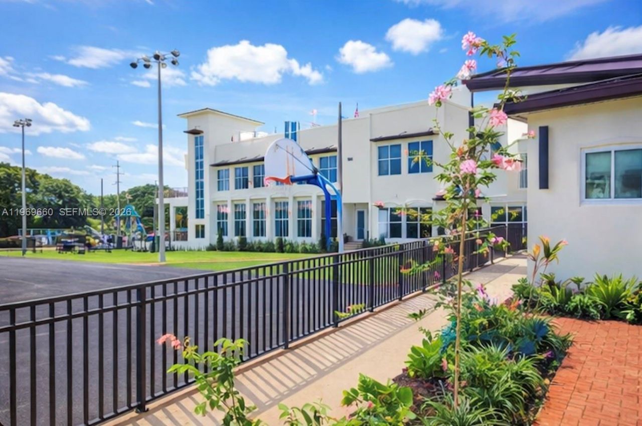 5851 SW 15th St, West Miami, FL 33144 Photo