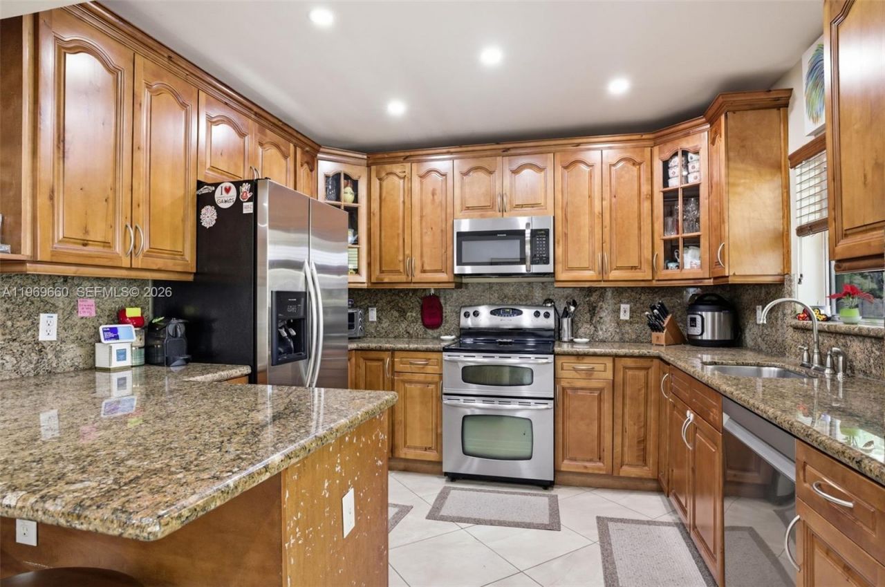 5851 SW 15th St, West Miami, FL 33144 Photo