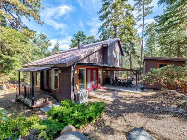 37751 Foxfield Road, Angelus Oaks, CA 92305