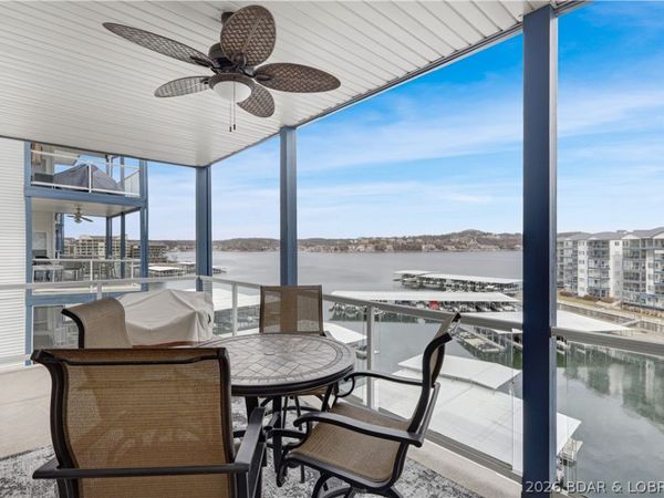 151 Upper Monarch Cove , Unit 5A, Lake Ozark, MO 65049