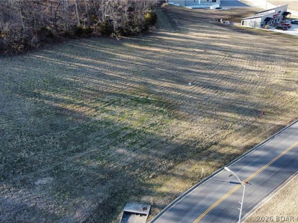 .8 +/- Acres Commercial Street , Warsaw, MO 65355