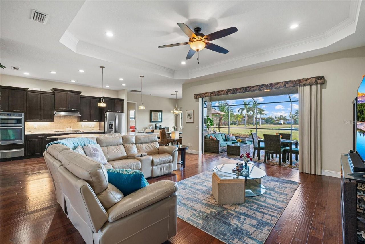 988 145th Street Circle Ne, Bradenton, FL 34212 Photo