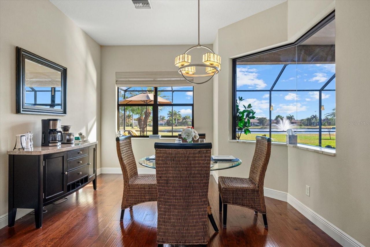 988 145th Street Circle Ne, Bradenton, FL 34212 Photo