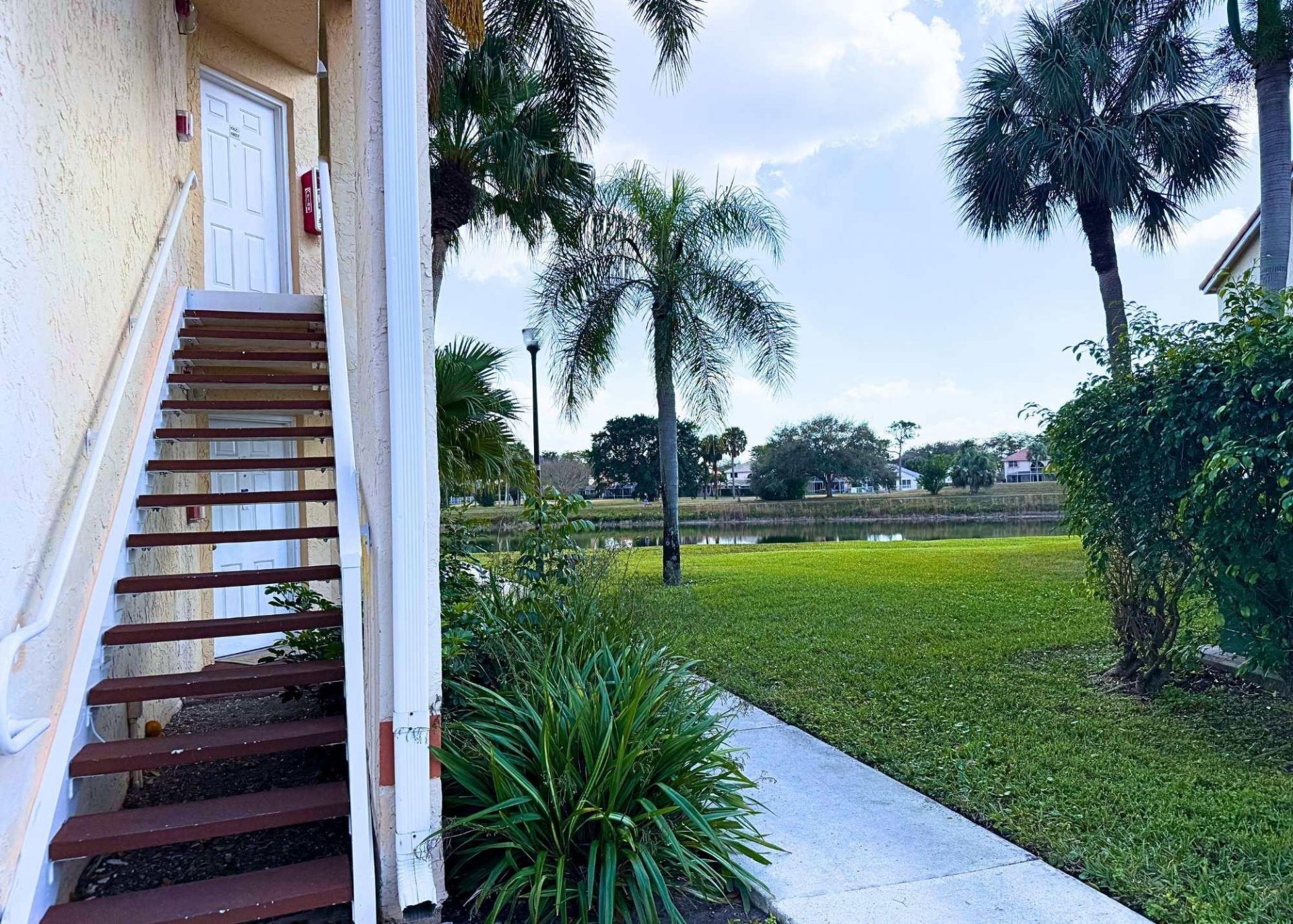 3310 N Pinewalk Drive, Unit 1827, Margate, FL 33063 Photo