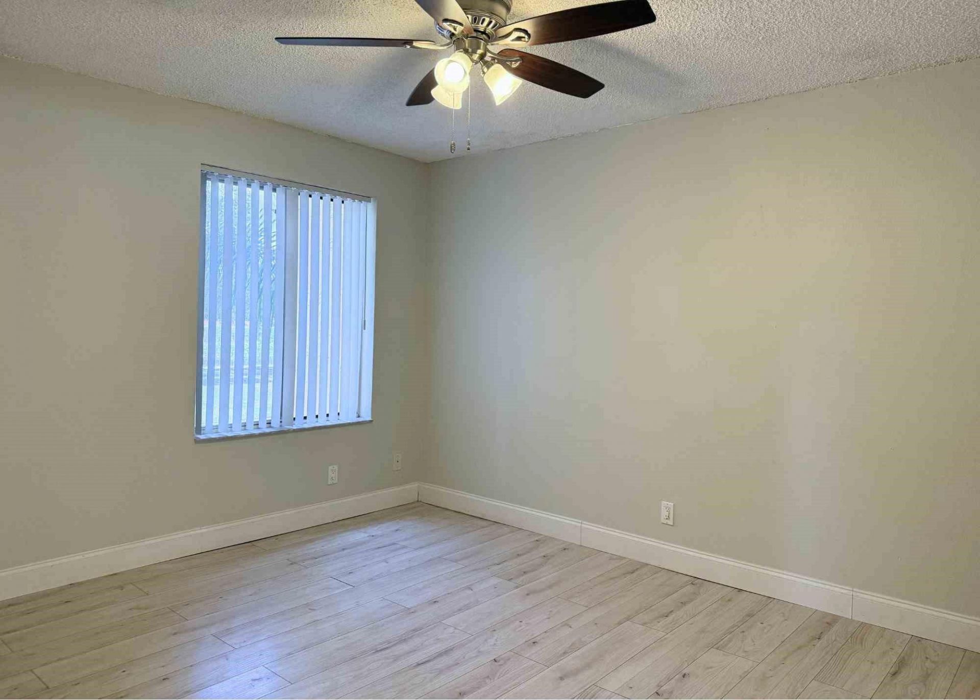 3310 N Pinewalk Drive, Unit 1827, Margate, FL 33063 Photo