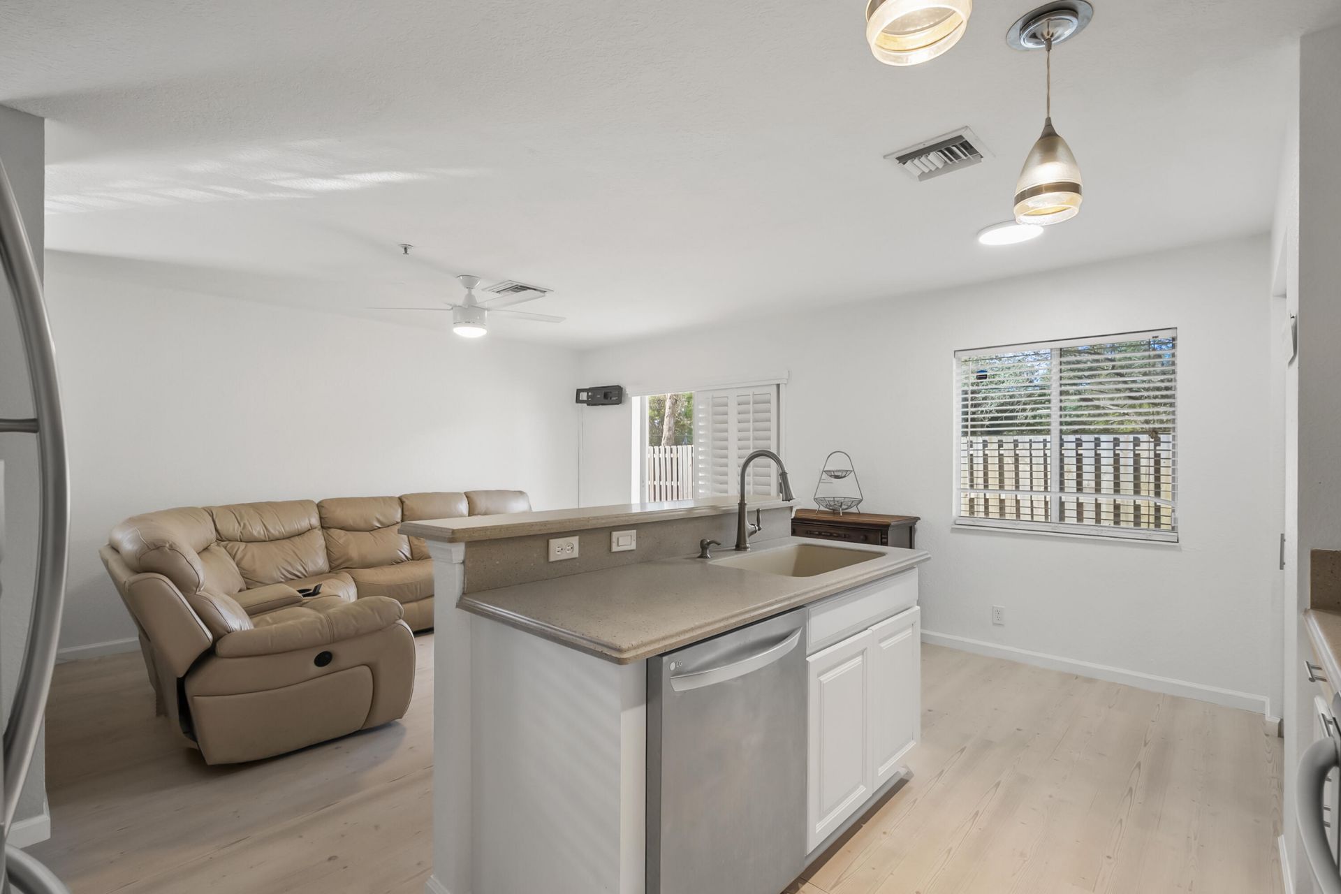 324 SE Bloxham Way, Stuart, FL 34997 Photo