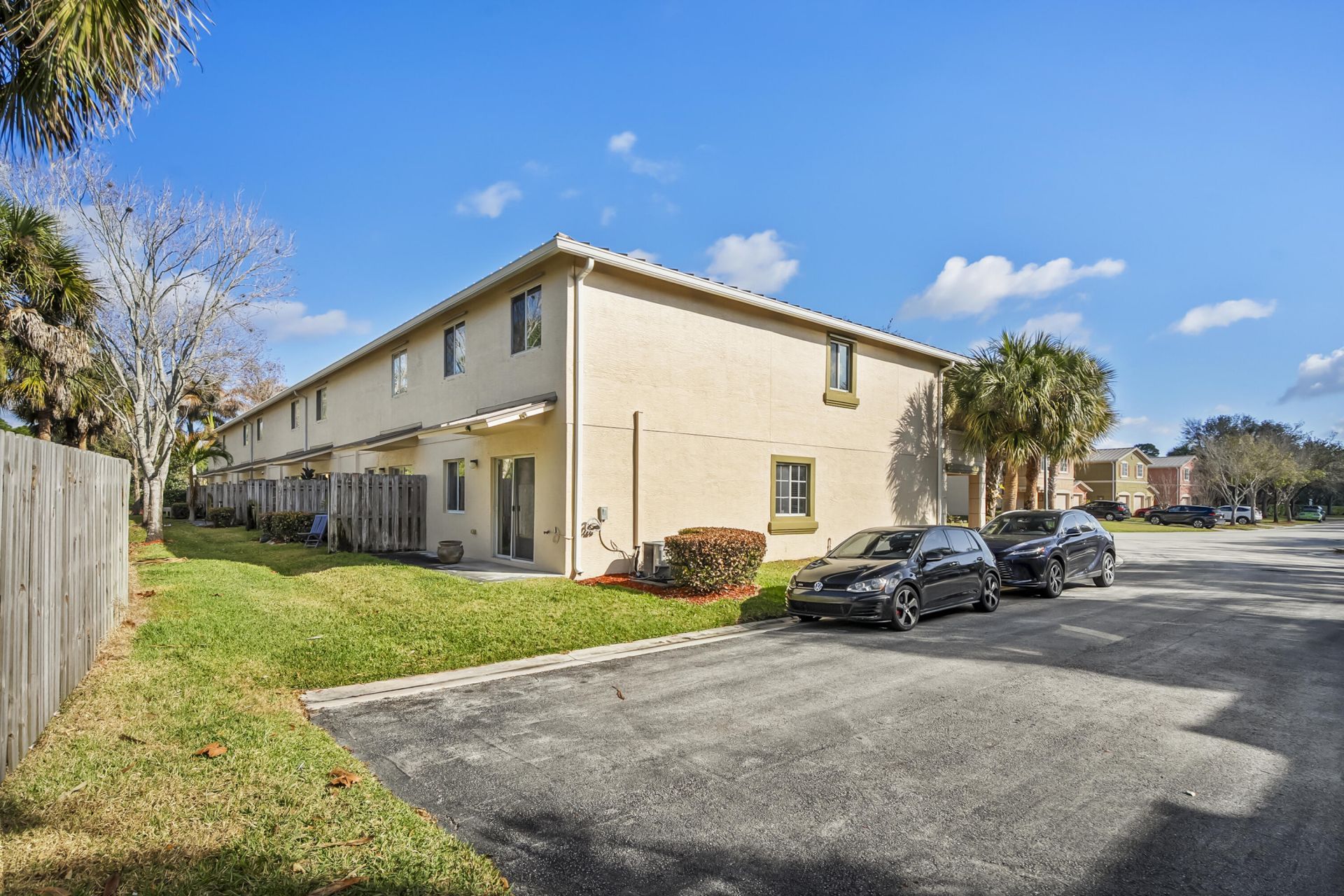 324 SE Bloxham Way, Stuart, FL 34997 Photo