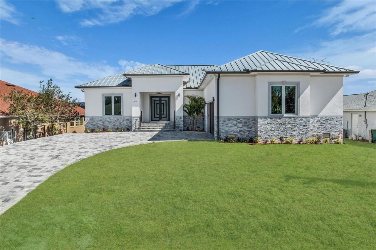 2228 Harbour Drive, Punta Gorda, FL 33983 Photo