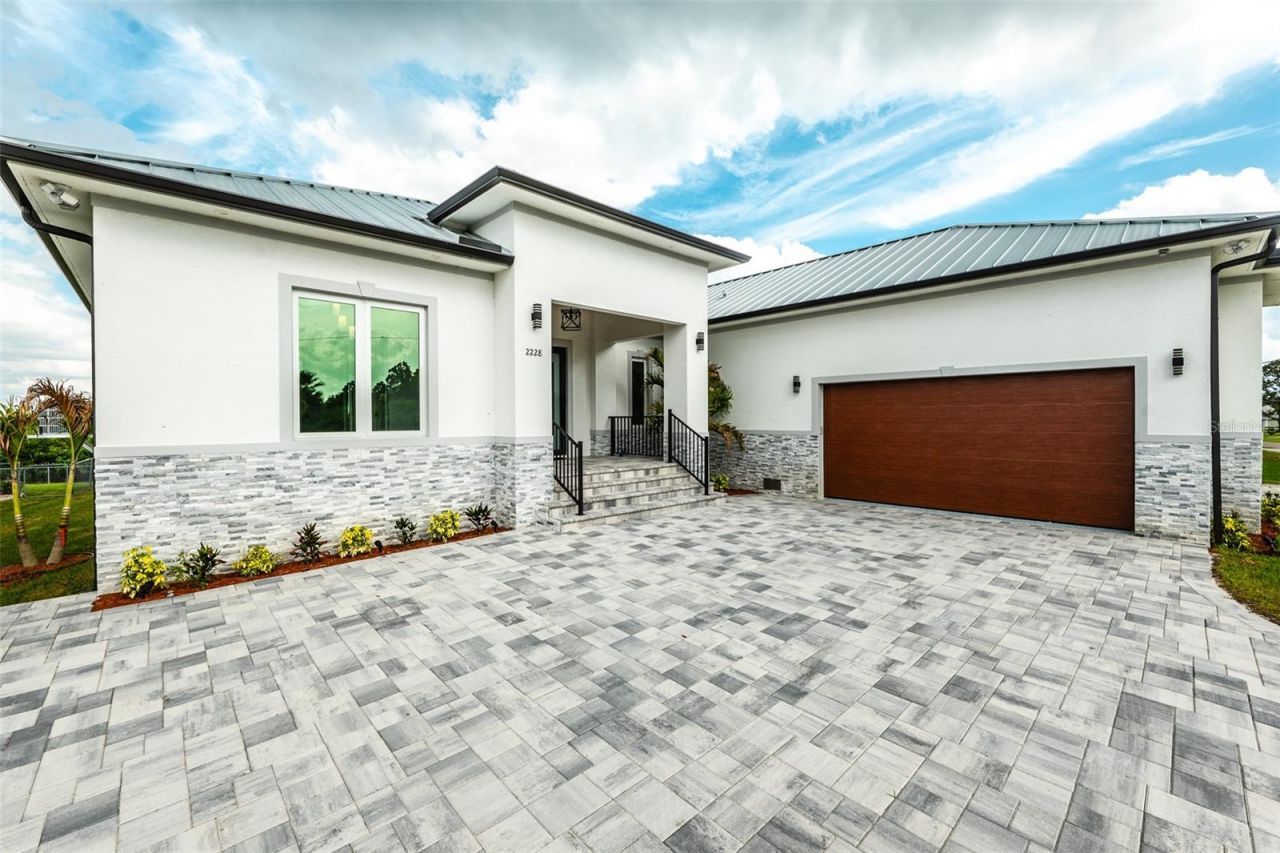 2228 Harbour Drive, Punta Gorda, FL 33983 Photo