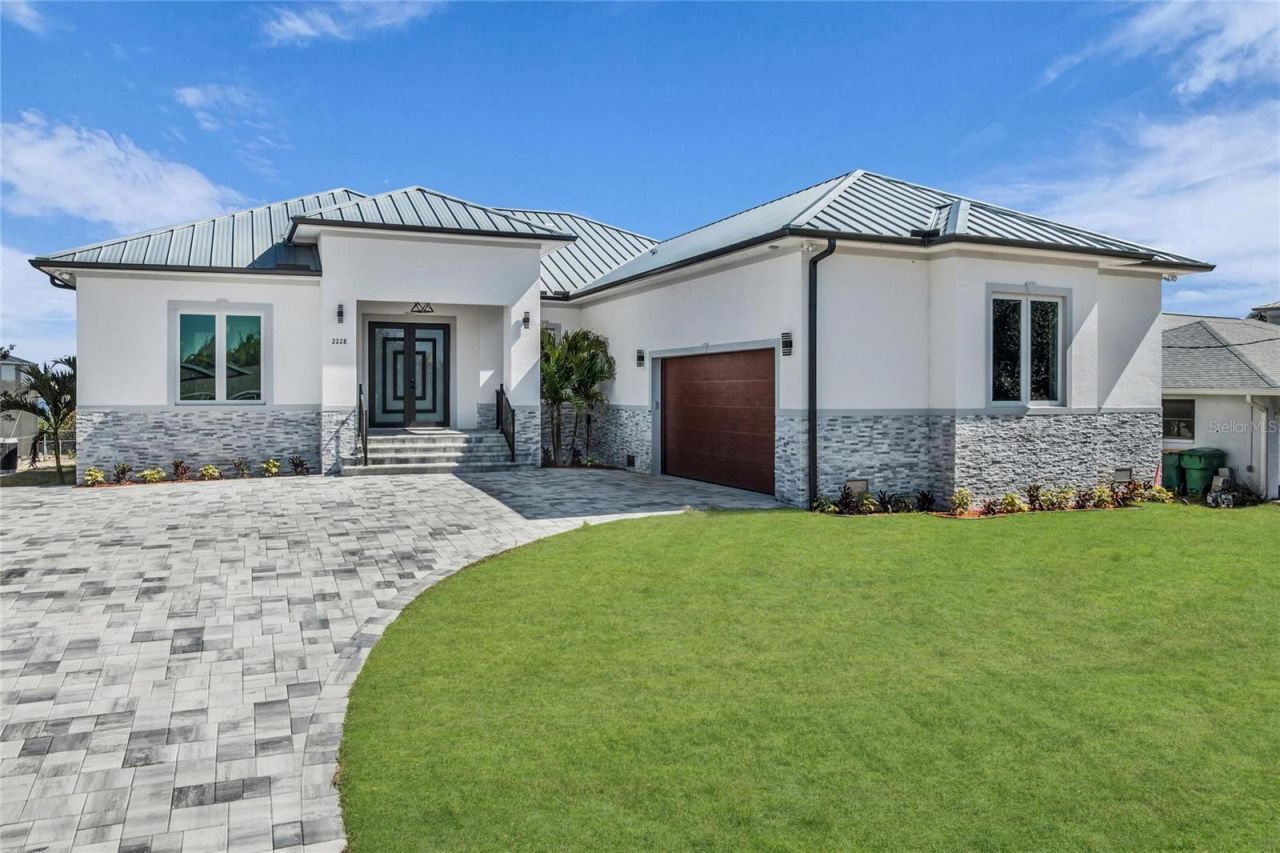 2228 Harbour Drive, Punta Gorda, FL 33983 Photo