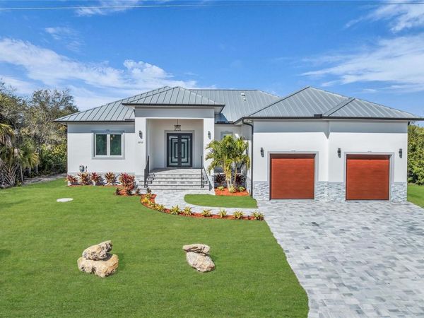 18702 ARAPAHOE CIRCLE, PORT CHARLOTTE, FL 33948