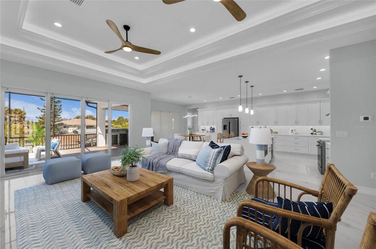 18702 Arapahoe Circle, Port Charlotte, FL 33948 Photo