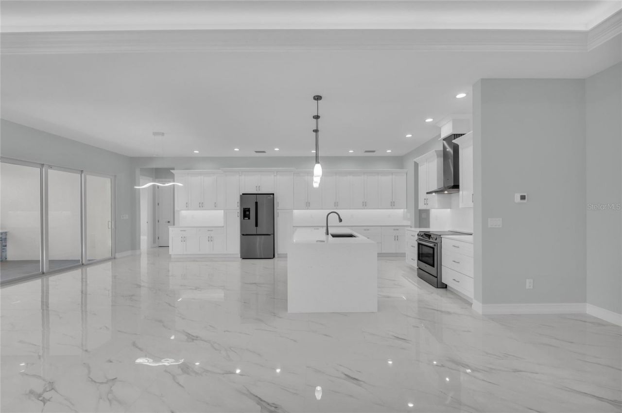 18702 Arapahoe Circle, Port Charlotte, FL 33948 Photo