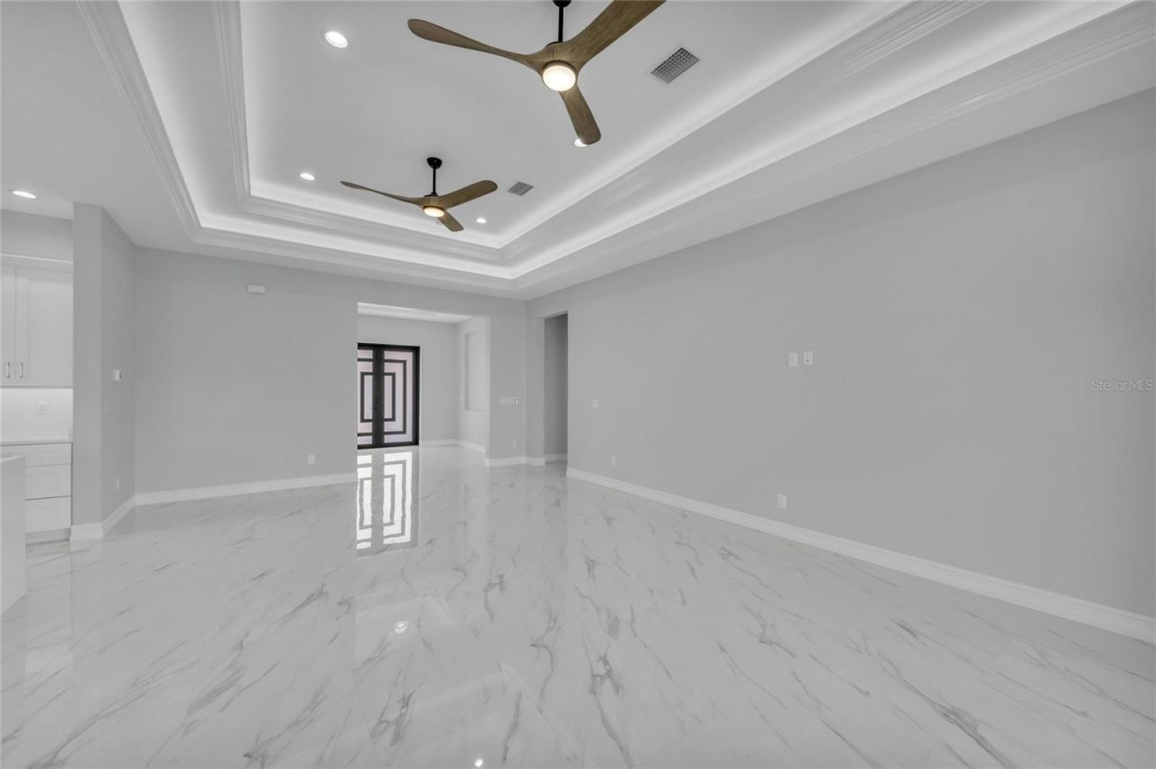 18702 Arapahoe Circle, Port Charlotte, FL 33948 Photo