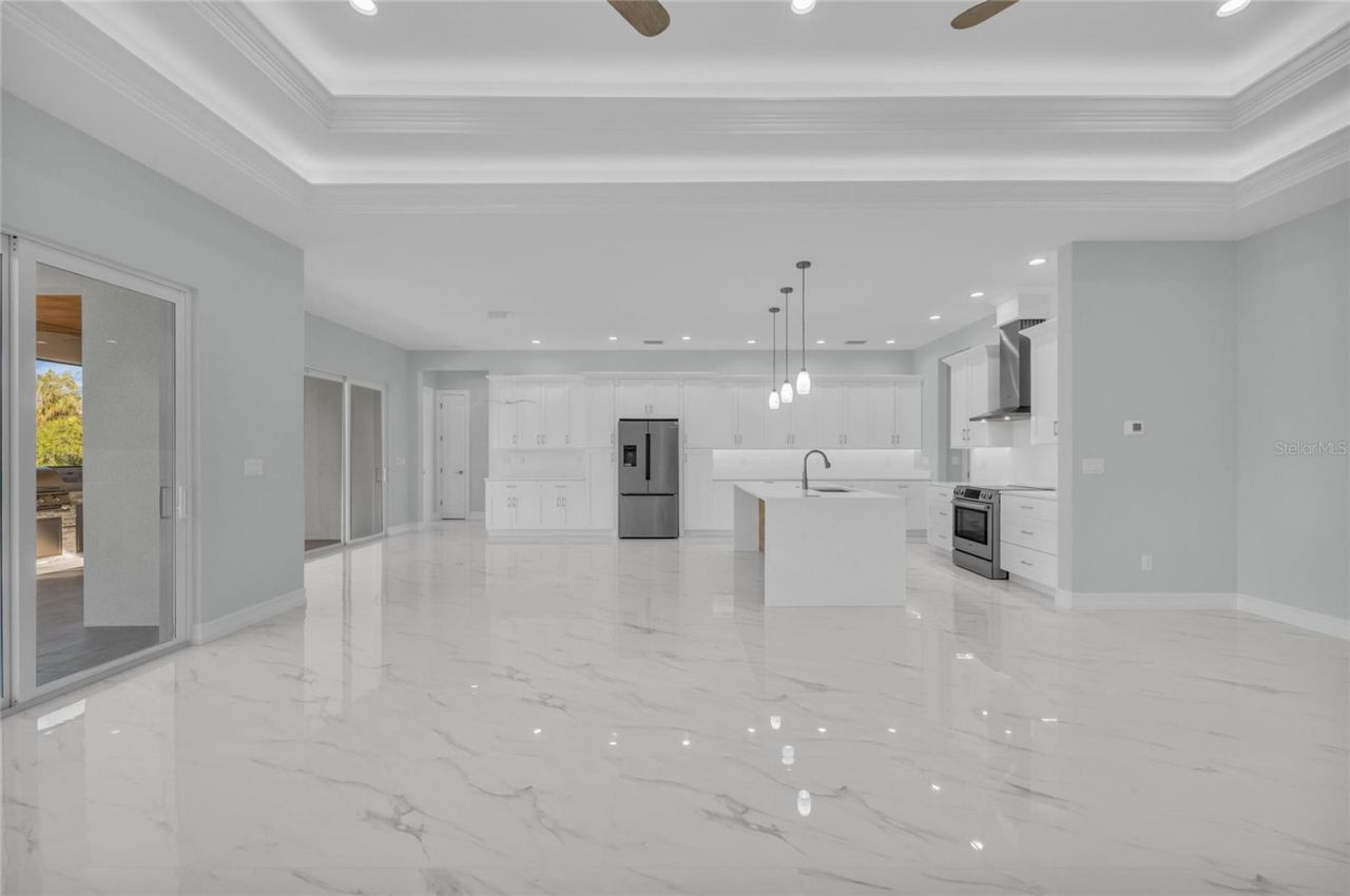 18702 Arapahoe Circle, Port Charlotte, FL 33948 Photo