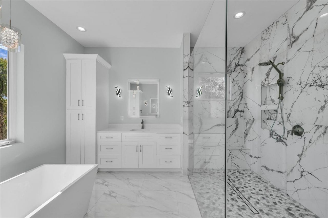 18702 Arapahoe Circle, Port Charlotte, FL 33948 Photo